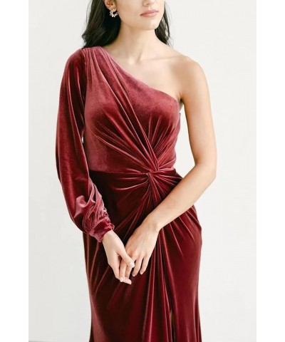 Chuangguan One Shoulder Velvet Bridesmaid Dresses for Wedding Long Sleeves Prom Dresses with Slit 2024 Formal Party Gowns Cor...