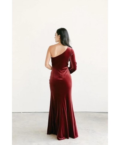 Chuangguan One Shoulder Velvet Bridesmaid Dresses for Wedding Long Sleeves Prom Dresses with Slit 2024 Formal Party Gowns Cor...